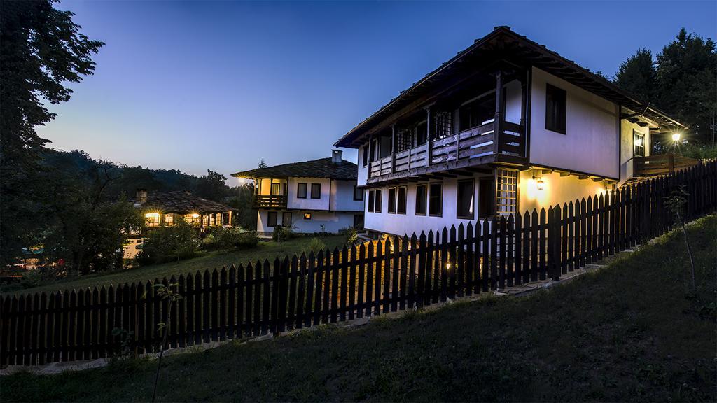 Strannopriemnitsa Guest House Bozhentsi Exterior foto