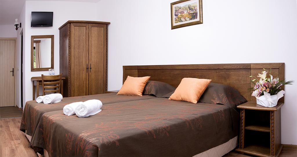 Strannopriemnitsa Guest House Bozhentsi Quarto foto